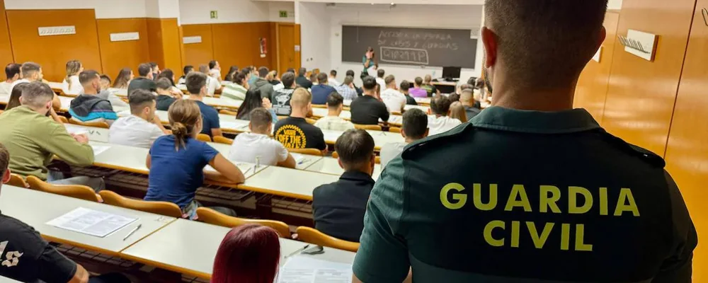 Aula de estudio para aspirantes a Guardia Civil; orientación para preparar la oposición desde Illescas, Toledo, Castilla-La Mancha